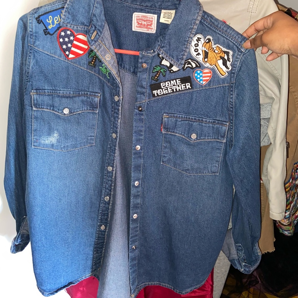 LEVIS JEANS SHIRT